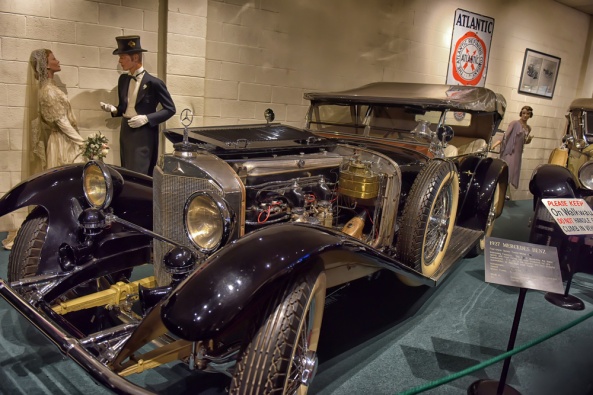 shutterstock-car-museum